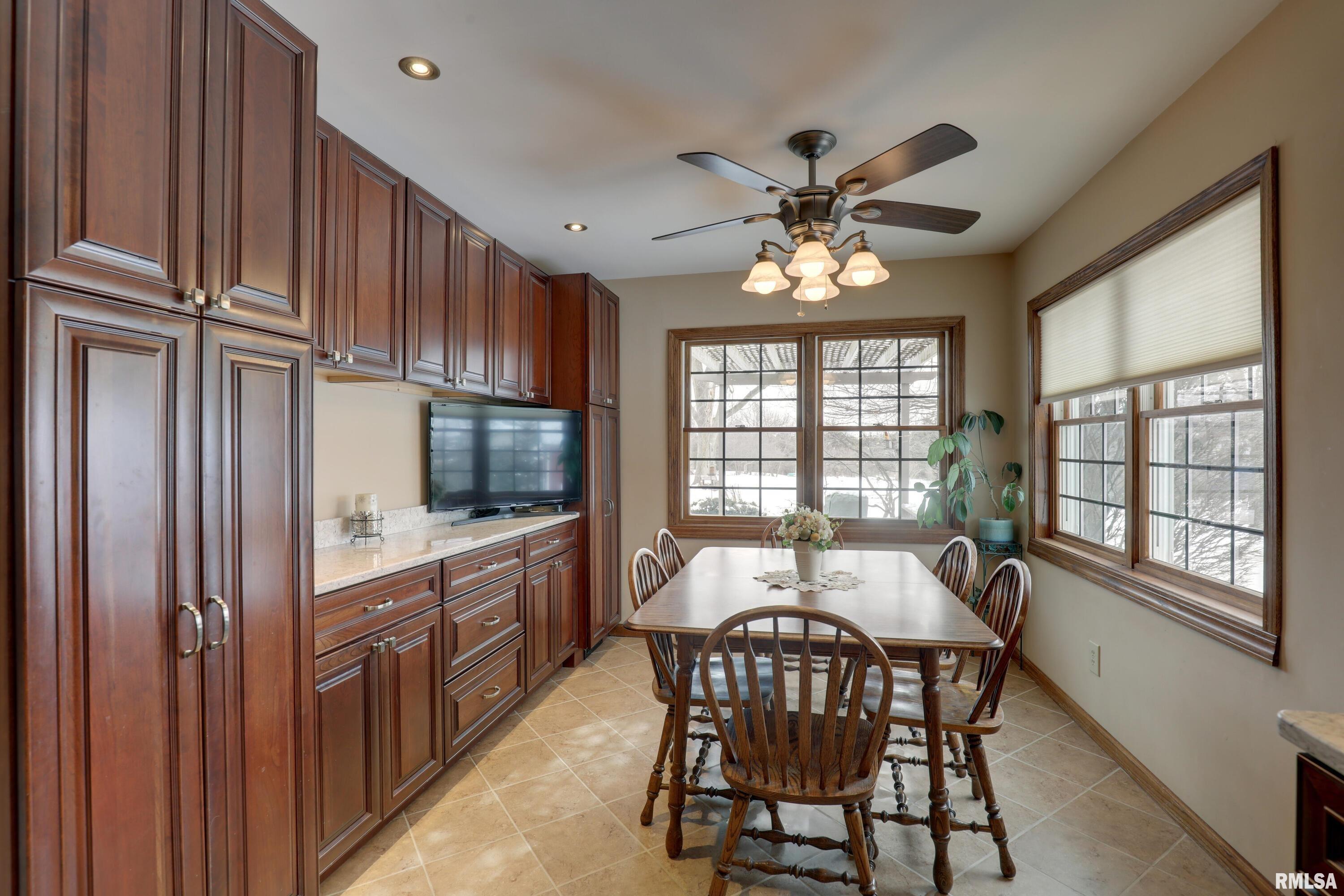 5434-5438 State Street Quincy, IL 62305 - Photo 12 of 44