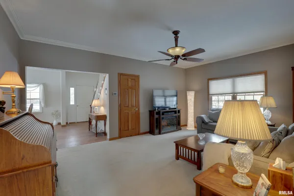$475,000 | 5434-5438 State Street, Quincy, IL 62305