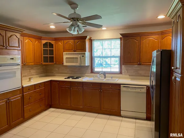 $475,000 | 5434-5438 State Street, Quincy, IL 62305