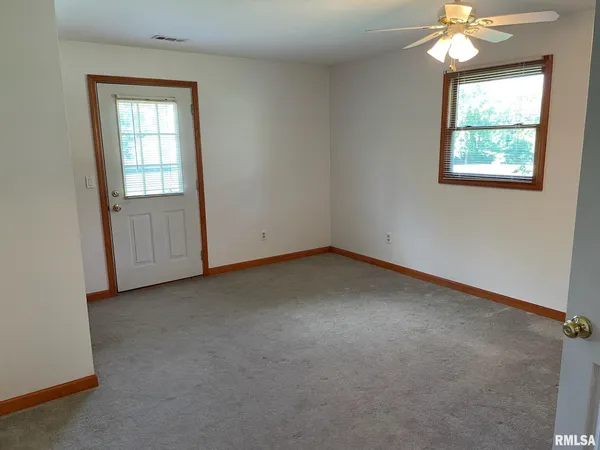 $475,000 | 5434-5438 State Street, Quincy, IL 62305