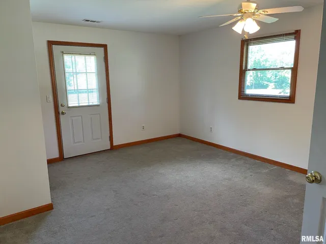 $475,000 | 5434-5438 State Street, Quincy, IL 62305