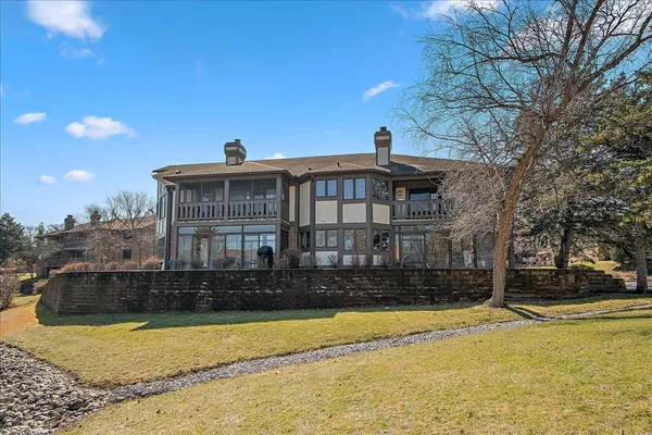 $325,000 | 7834 West Forest Hill Court, Unit 2CR, Palos Heights, IL 60463