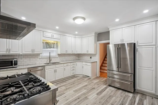 $255,000 | 616 Elk Street, Sabula, IA 52070