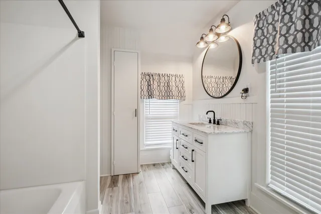 $255,000 | 616 Elk Street, Sabula, IA 52070