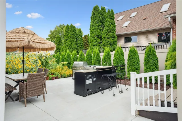 $255,000 | 616 Elk Street, Sabula, IA 52070