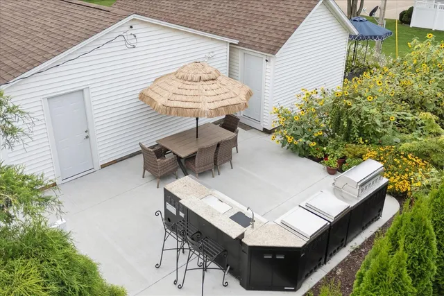 $255,000 | 616 Elk Street, Sabula, IA 52070