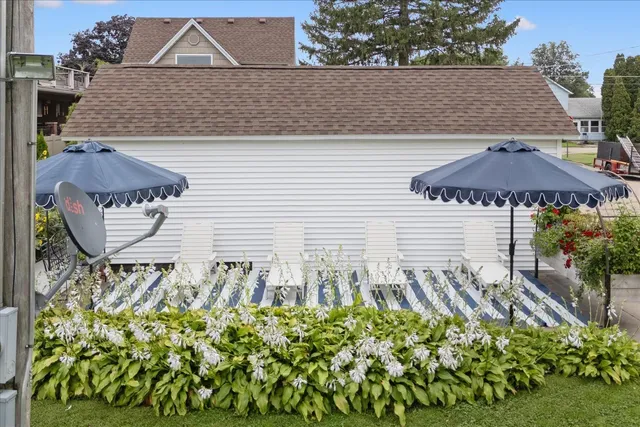 $255,000 | 616 Elk Street, Sabula, IA 52070