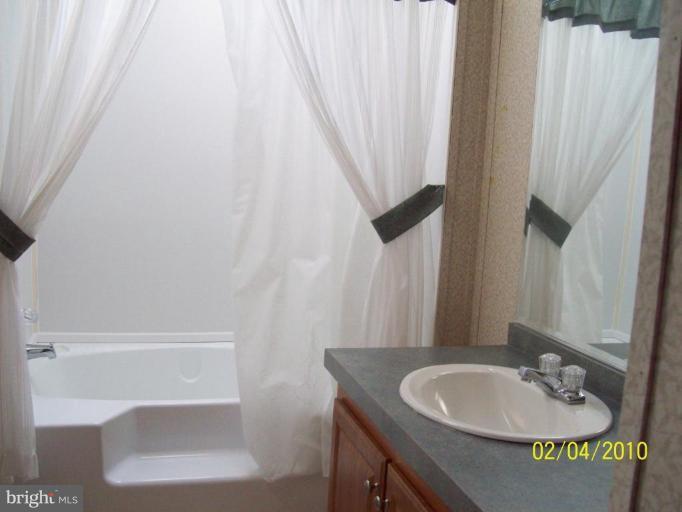 8 Polktown Road Waynesboro, PA 17268 - Photo 8 of 12 Master Bath