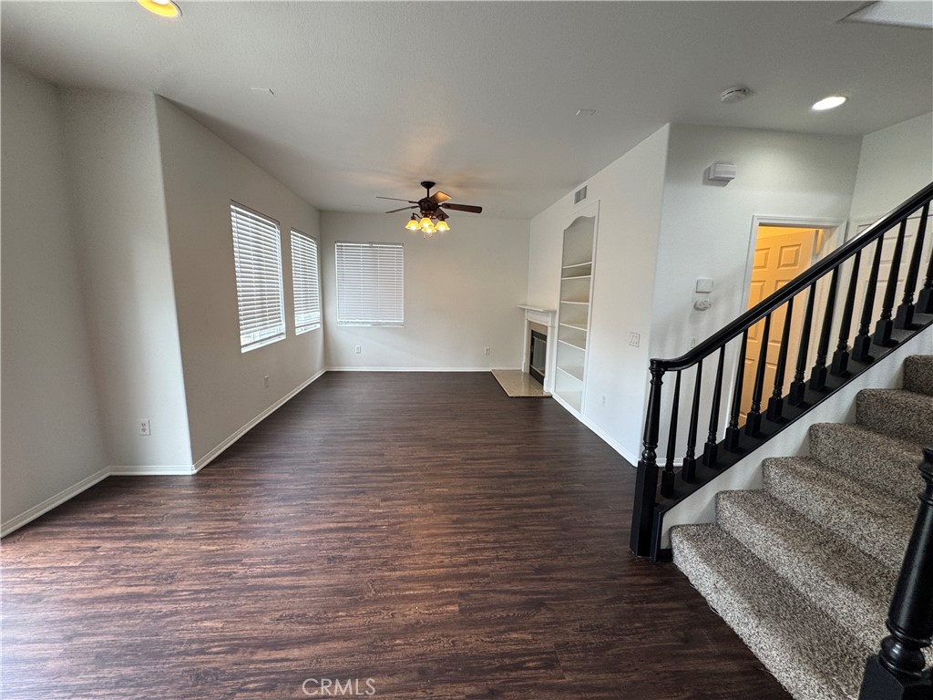 28291 Cedar Lane Saugus, CA 91350 - Photo 13 of 48