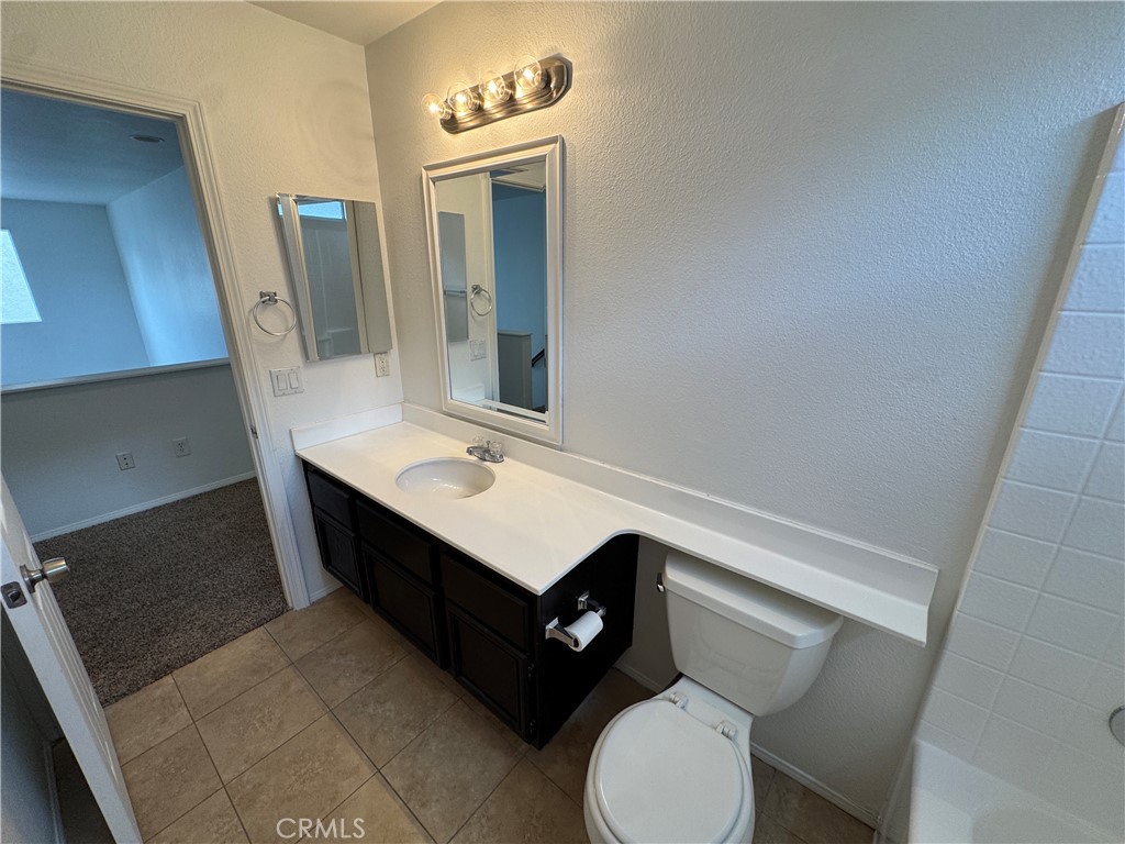 28291 Cedar Lane Saugus, CA 91350 - Photo 34 of 48