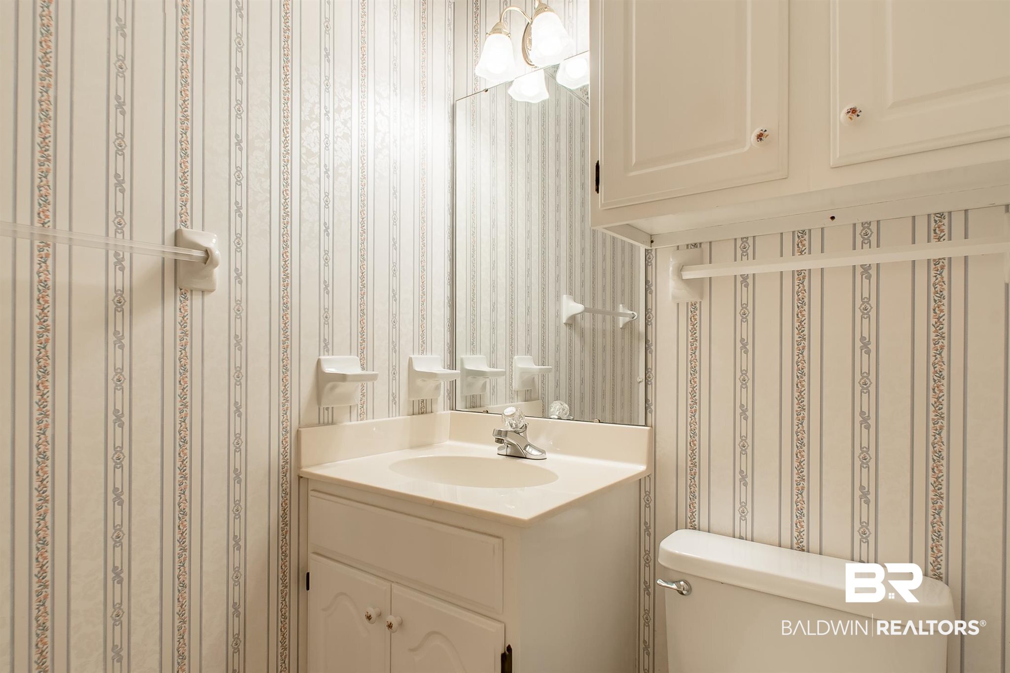 138 Fairway Drive Daphne, AL 36526 - Photo 24 of 34 Second Bathroom