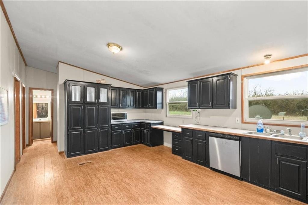 12391 Southwest Spring Street Hume, MO 64752 - Photo 9 of 29