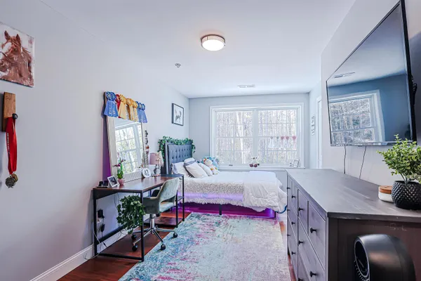 $925,000 | 8 Poor Farm Road, Brookline, NH 03033