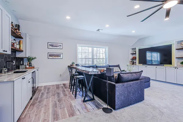 $925,000 | 8 Poor Farm Road, Brookline, NH 03033