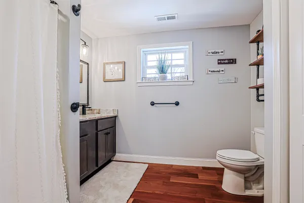 $925,000 | 8 Poor Farm Road, Brookline, NH 03033