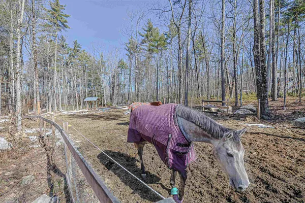 $925,000 | 8 Poor Farm Road, Brookline, NH 03033