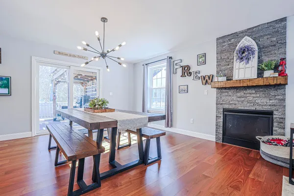 $925,000 | 8 Poor Farm Road, Brookline, NH 03033