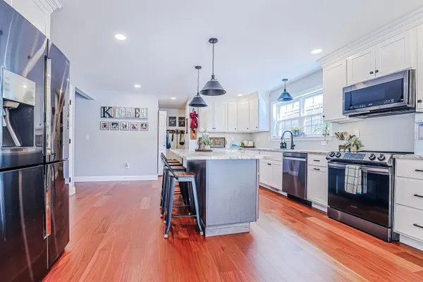 $925,000 | 8 Poor Farm Road, Brookline, NH 03033