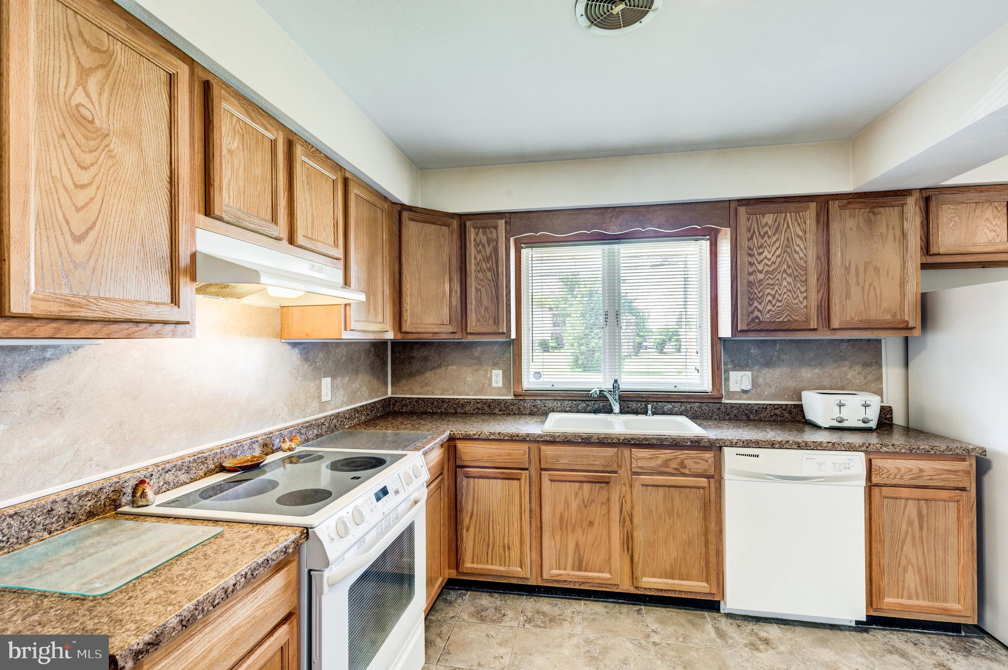 313 Roberts Mill Road Taneytown, MD 21787 - Photo 9 of 31 Gallery Image 9