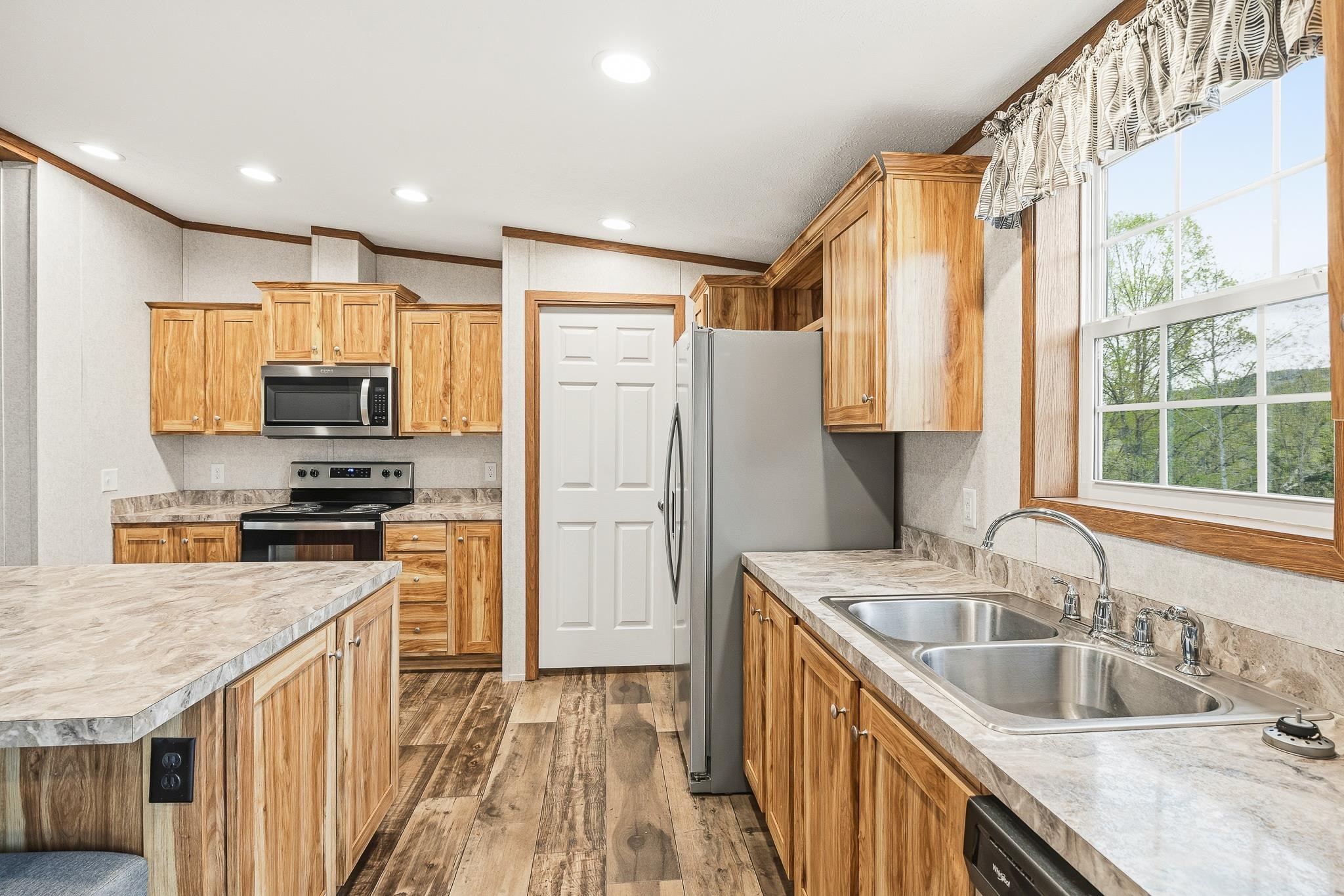 1174 Vt Route 102 Canaan, VT 05903 - Photo 25 of 42