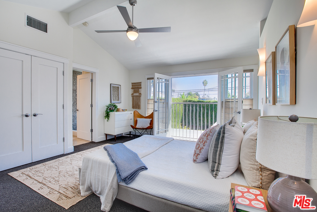 754 Palms Boulevard Venice, CA 90291 - Photo 38 of 45 a bedroom with furniture and a window