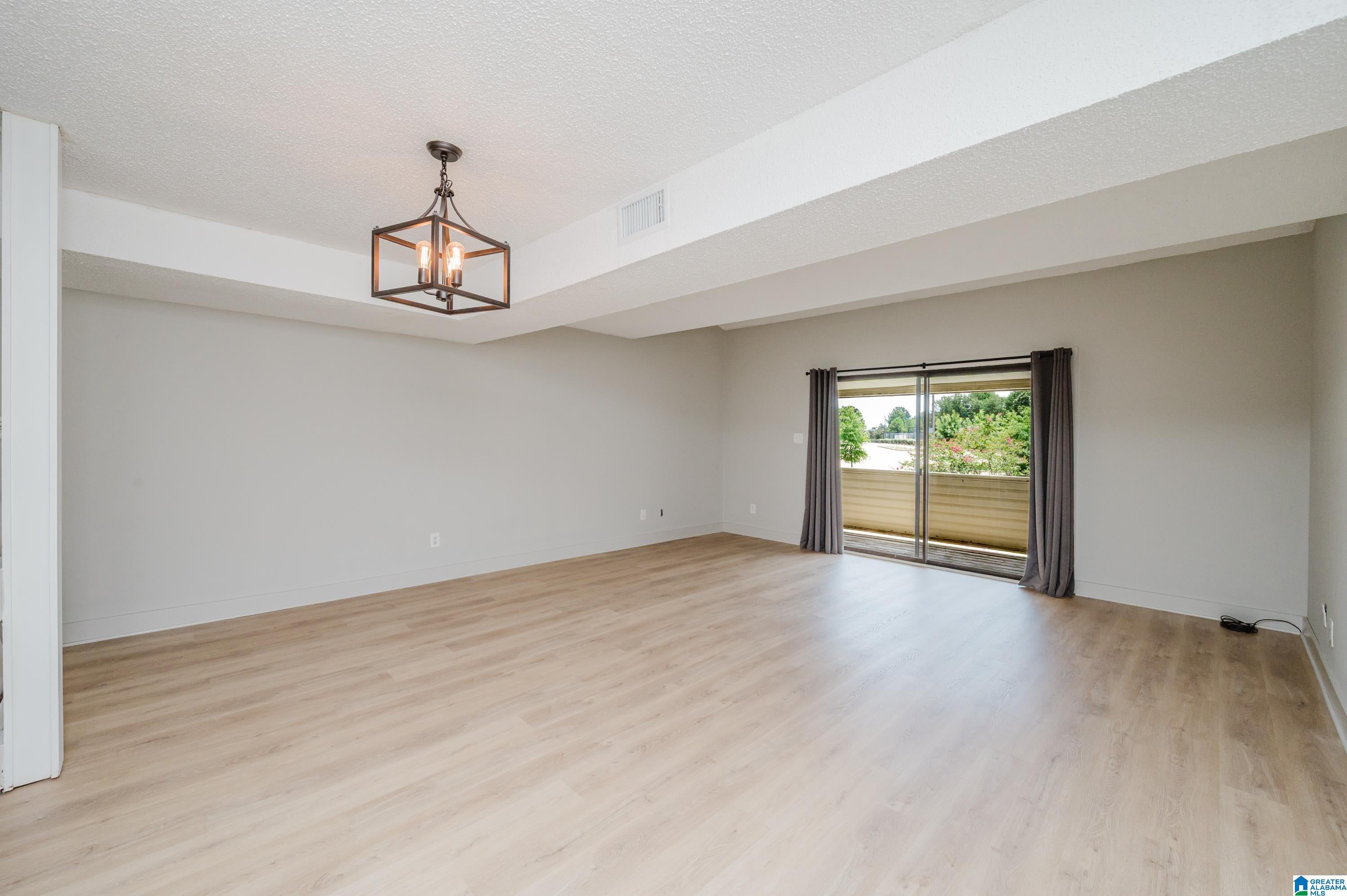 405 Running Brook Road, Unit 405 Hoover, AL 35226 - Photo 16 of 42 Gallery Image 16