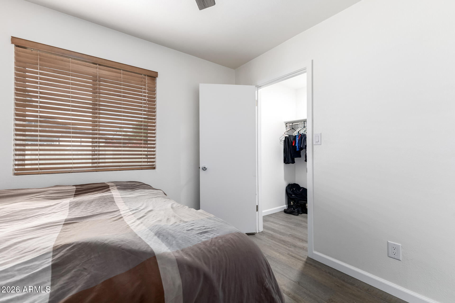 2826 East Cactus Road Phoenix, AZ 85032 - Photo 17 of 40 9 - Cactus