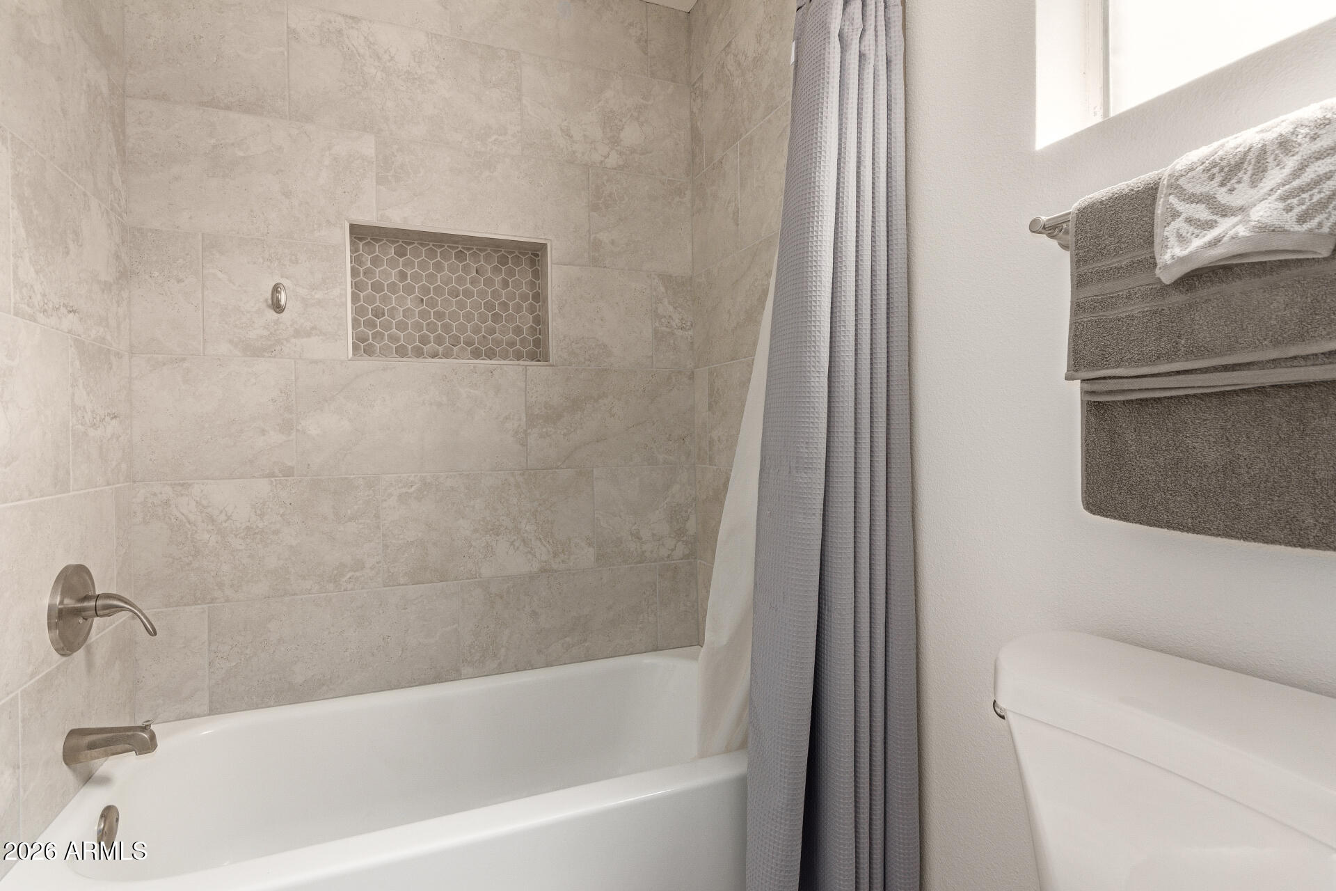 2826 East Cactus Road Phoenix, AZ 85032 - Photo 19 of 40 29 - Cactus