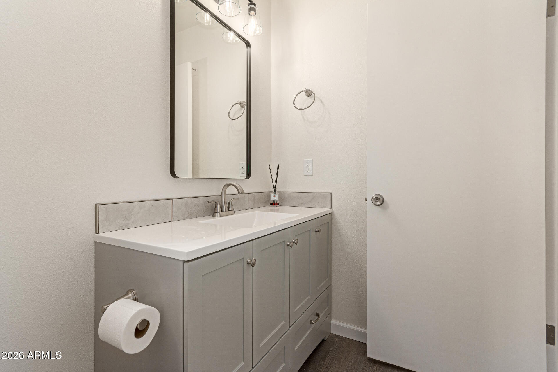 2826 East Cactus Road Phoenix, AZ 85032 - Photo 20 of 40 30 - Cactus