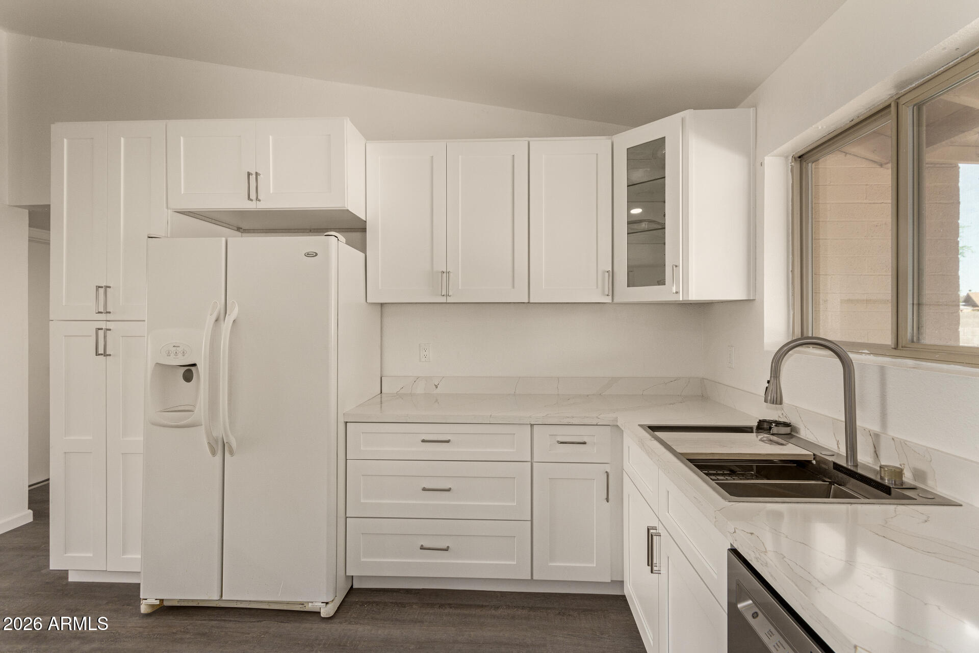 2826 East Cactus Road Phoenix, AZ 85032 - Photo 5 of 40 15 - Cactus