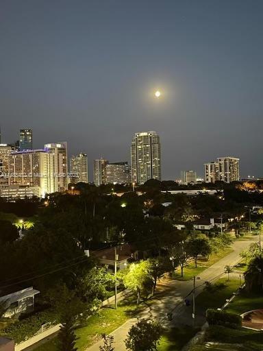 280 Southwest 20th Road, Unit 903 Miami, FL 33129 - Photo 25 of 26