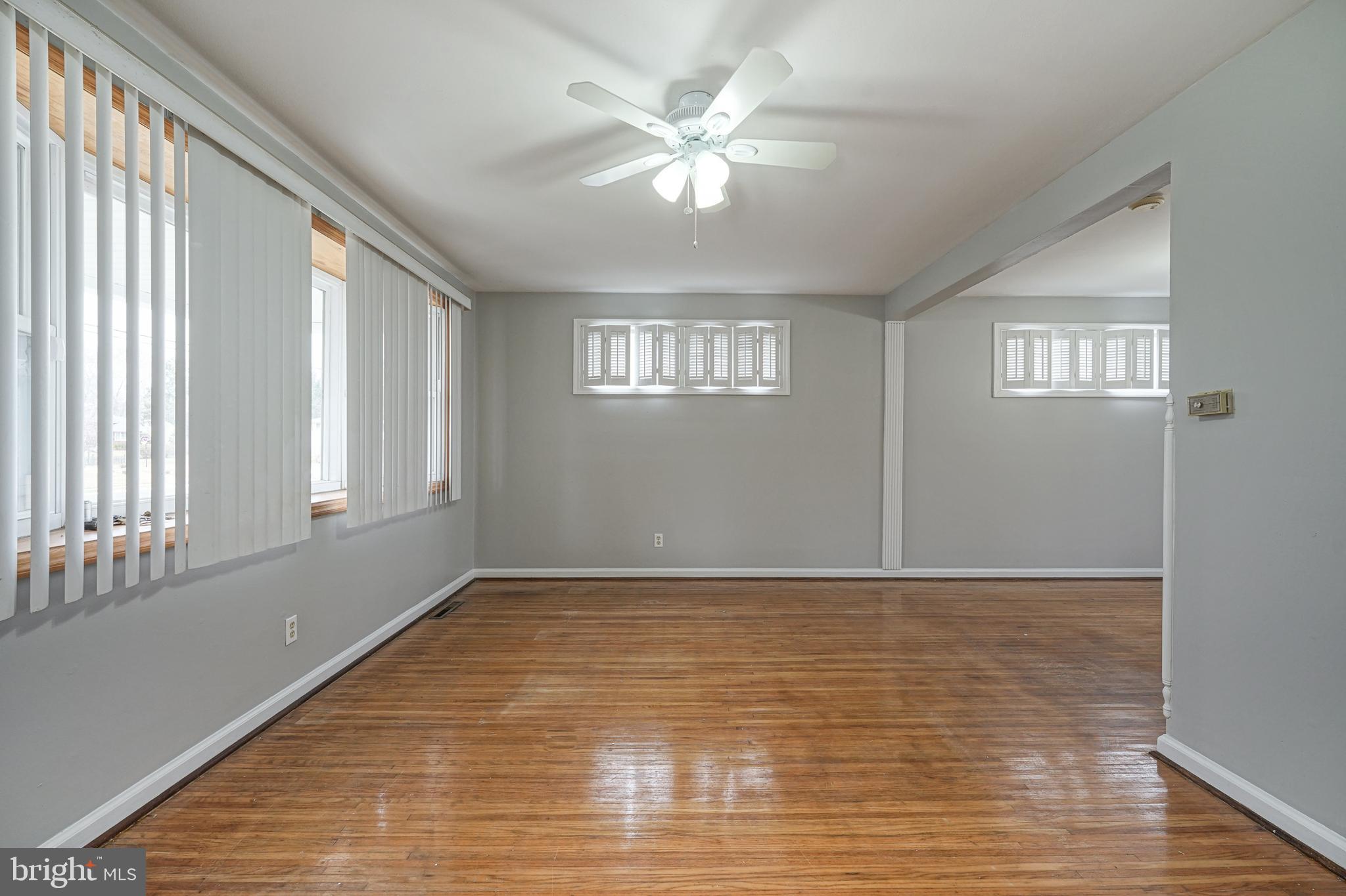 142 Valleybrook Road East Cherry Hill, NJ 08034 - Photo 5 of 34