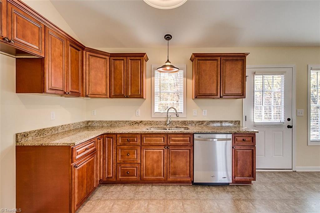 3085 Trotter Road Asheboro, NC 27205 - Photo 13 of 30 Gallery Image 13