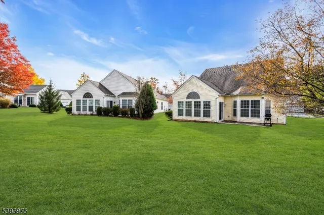 $719,000 | 236 Knollcrest Court, Somerset, NJ 08873