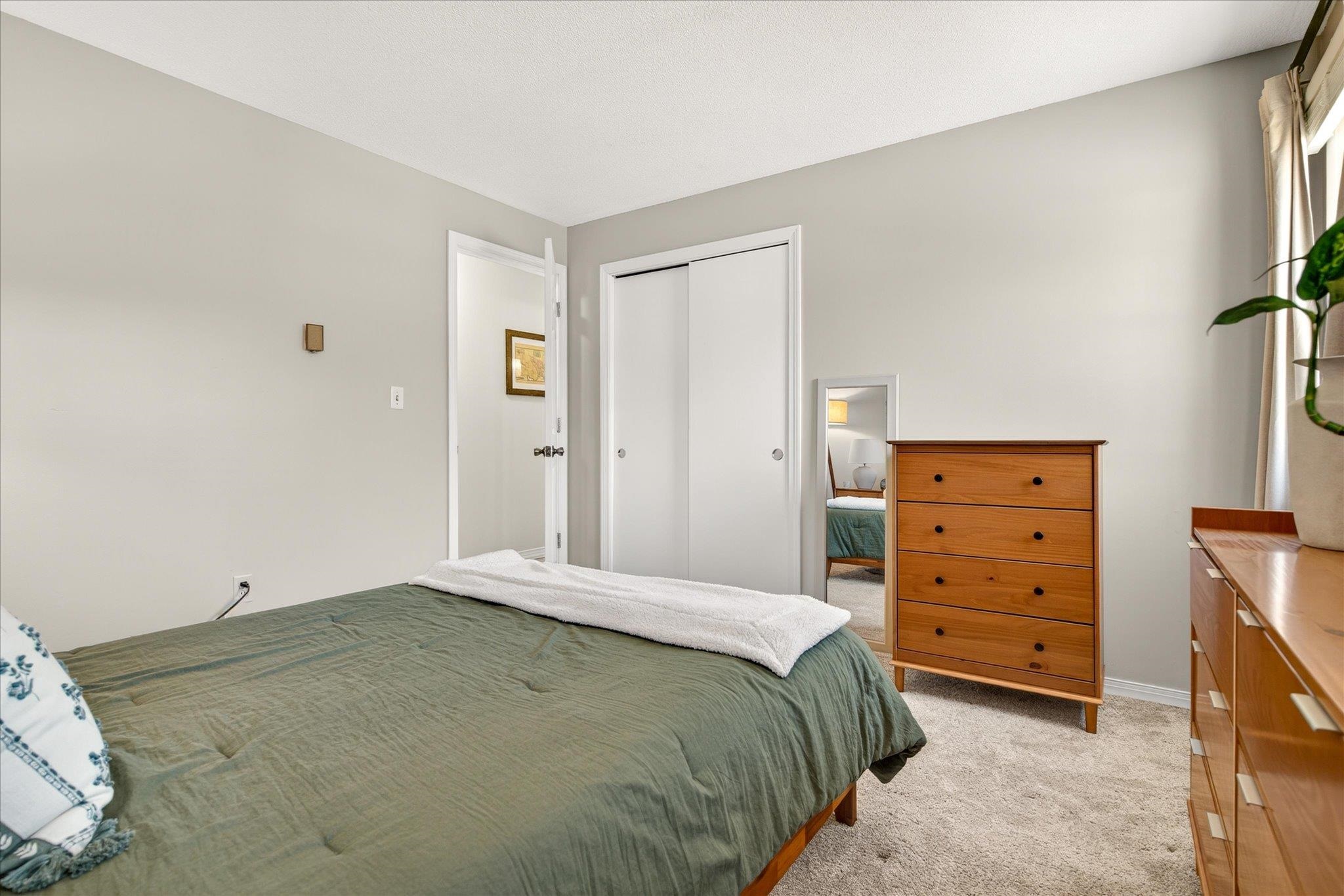 681 Colonial Drive Hartford, VT 05001 - Photo 28 of 59