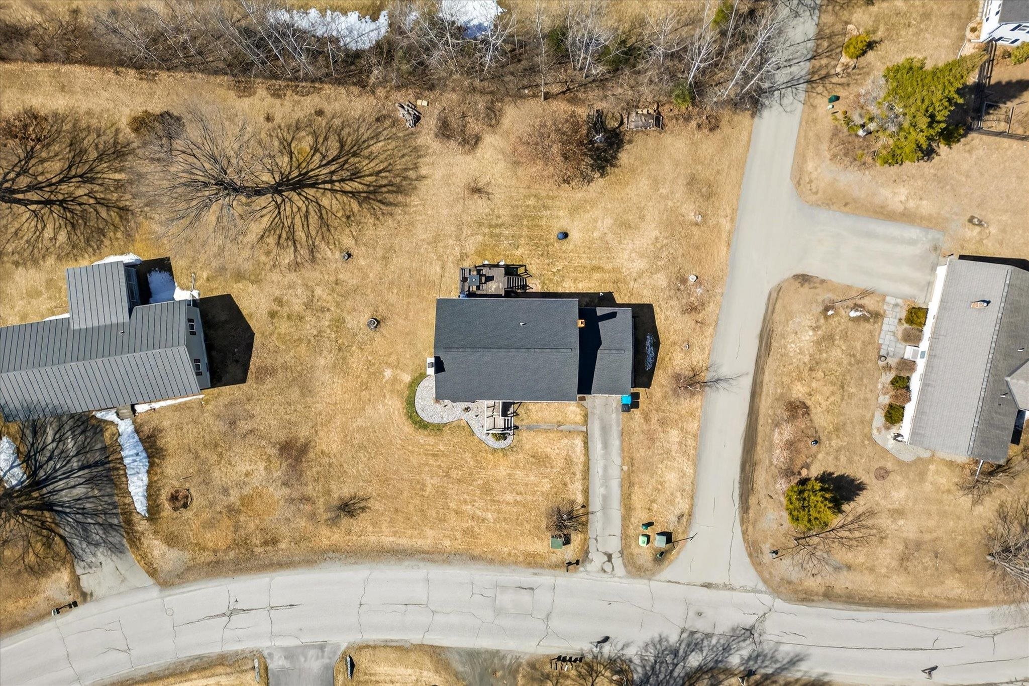 681 Colonial Drive Hartford, VT 05001 - Photo 56 of 59