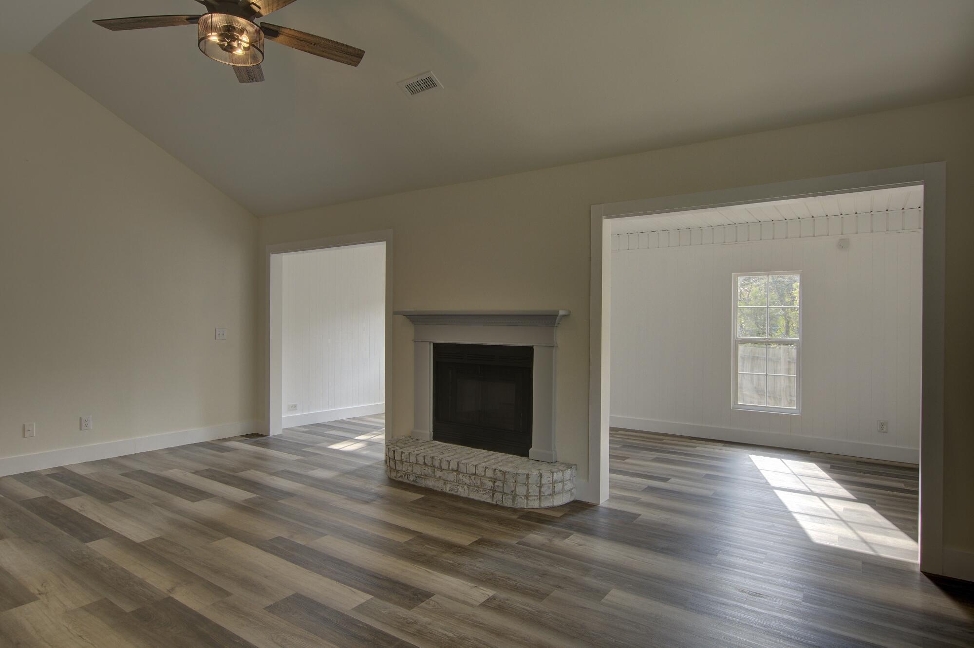 160 Iron Road Summerville, SC 29486 - Photo 14 of 30 Set07