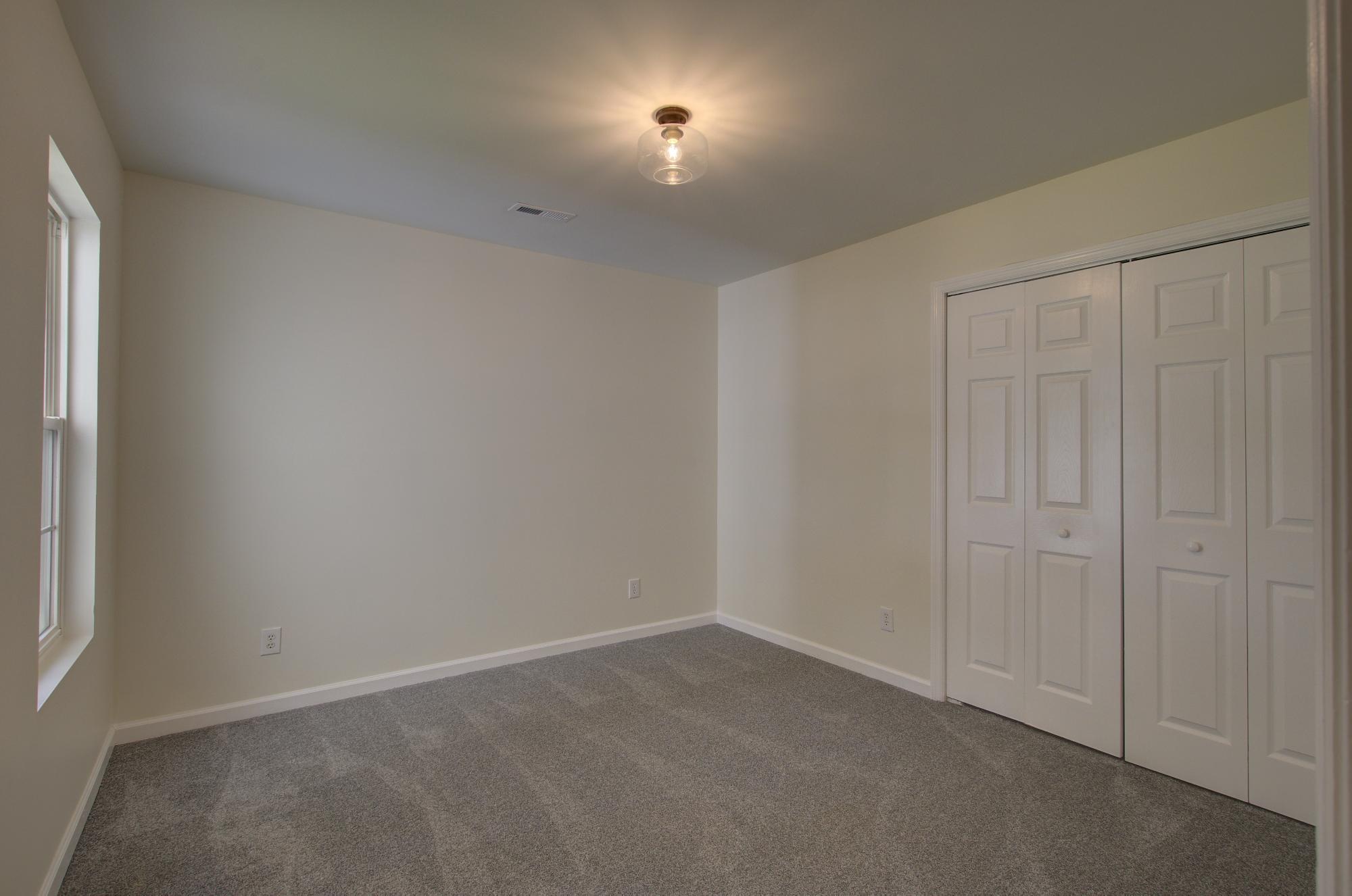 160 Iron Road Summerville, SC 29486 - Photo 22 of 30 Set20