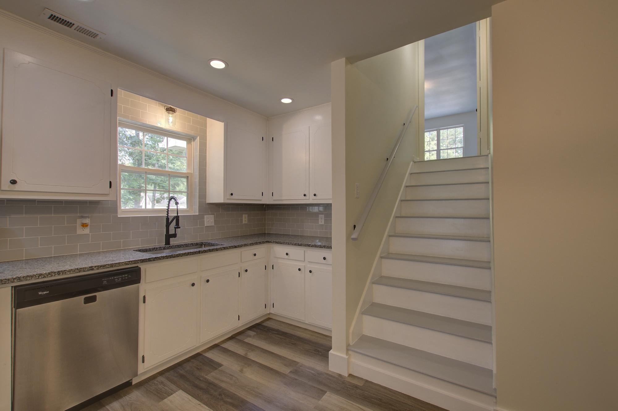 160 Iron Road Summerville, SC 29486 - Photo 8 of 30 Set15