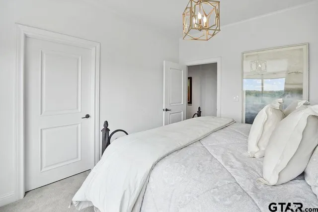 $525,000 | 2801 Wexford Drive, Unit PH1306, Tyler, TX 75709