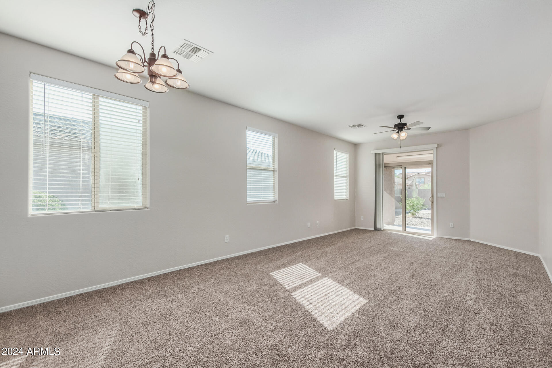 7310 West Darrel Road Laveen, AZ 85339 - Photo 6 of 28 08 - Darrel