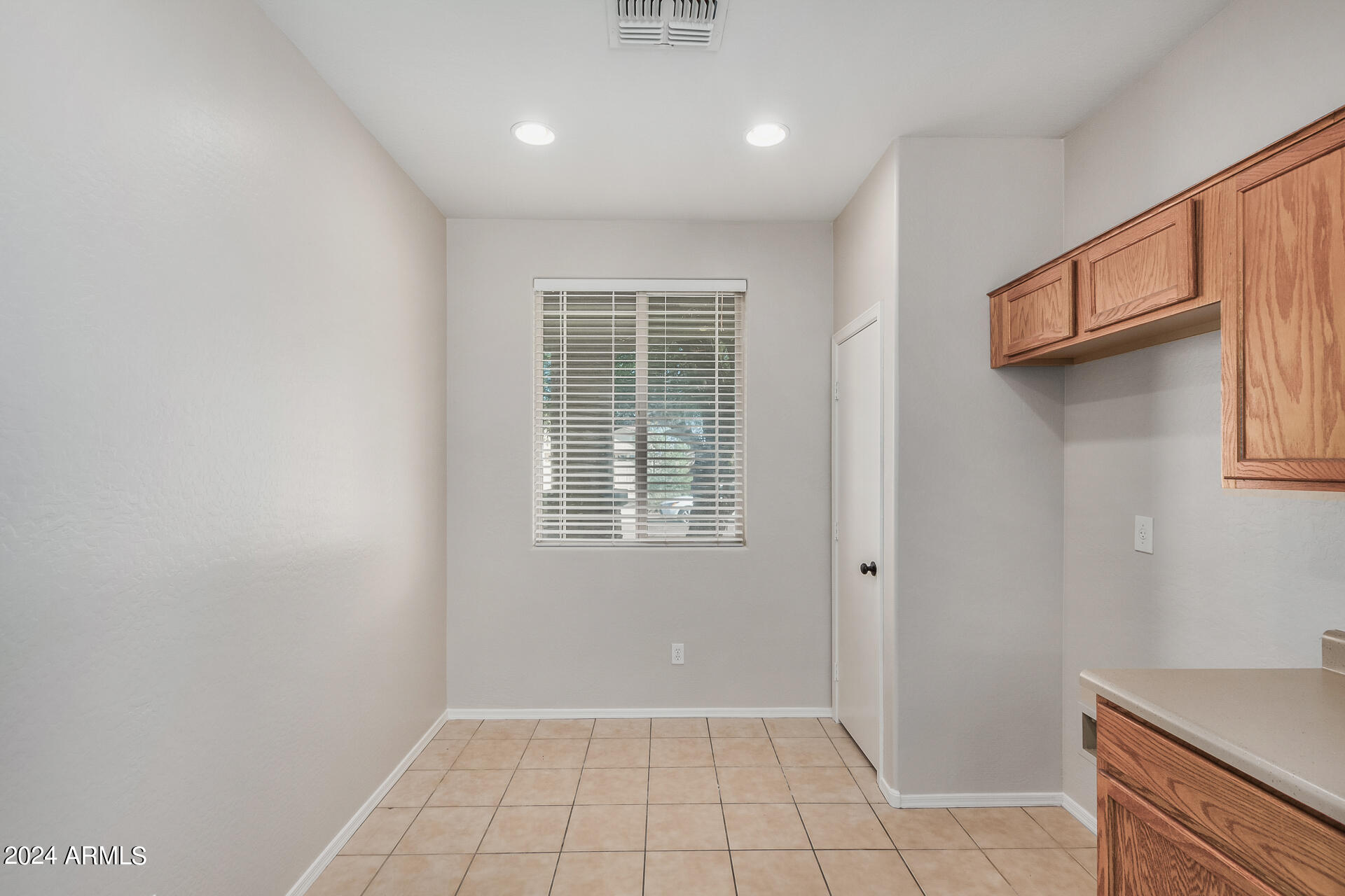 7310 West Darrel Road Laveen, AZ 85339 - Photo 8 of 28 12 - Darrel