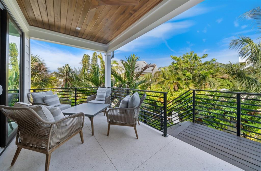 421 Alamanda Road Anna Maria, FL 34216 - Photo 15 of 51 Gallery Image 15