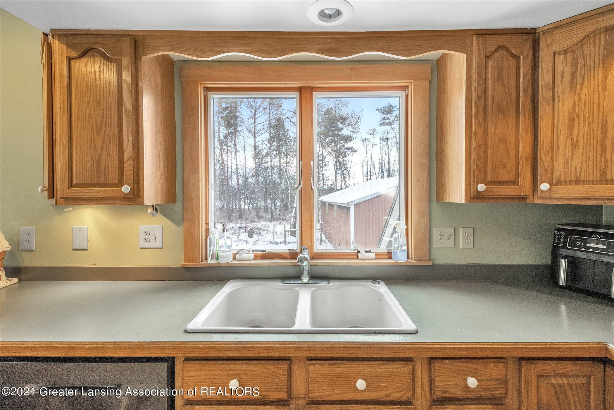 3116 North Royston Road Dimondale, MI 48821 - Photo 22 of 67 17-3116 N Royston Rd-Windowstill Real Es