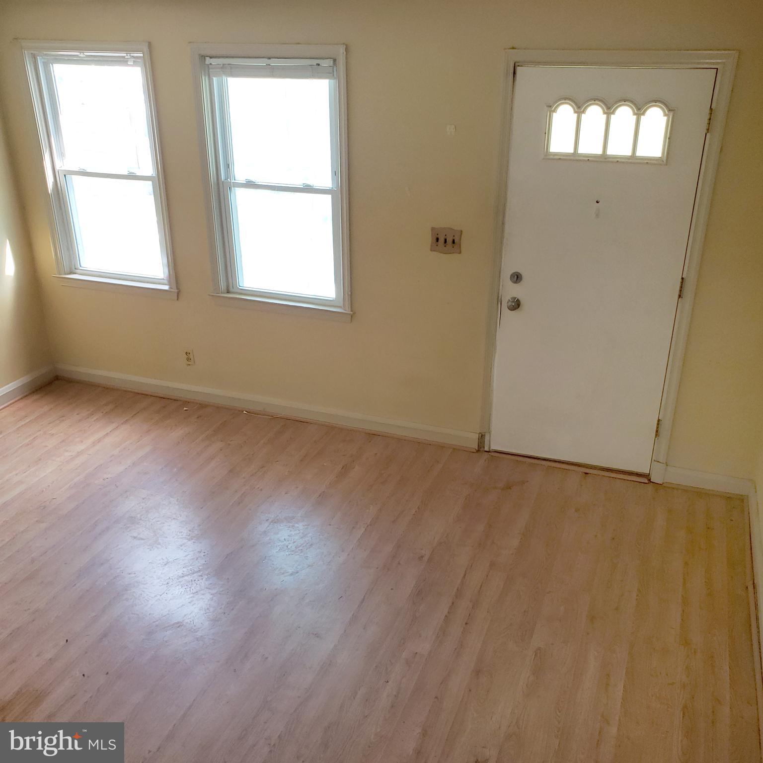 1028 Elm Road Halethorpe, MD 21227 - Photo 7 of 25 LIVING ROOM