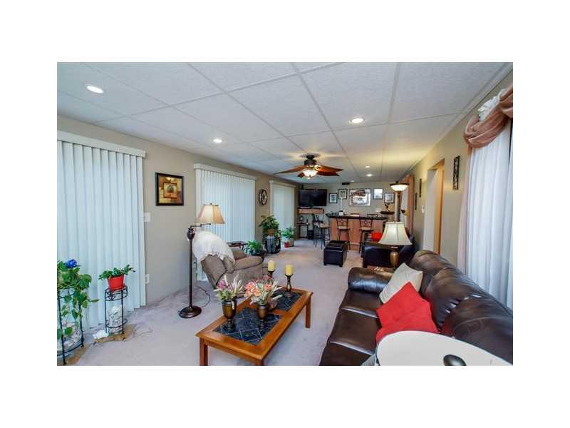 255 Juniata Road Dunbar, PA 15431 - Photo 3 of 25 Family Room.