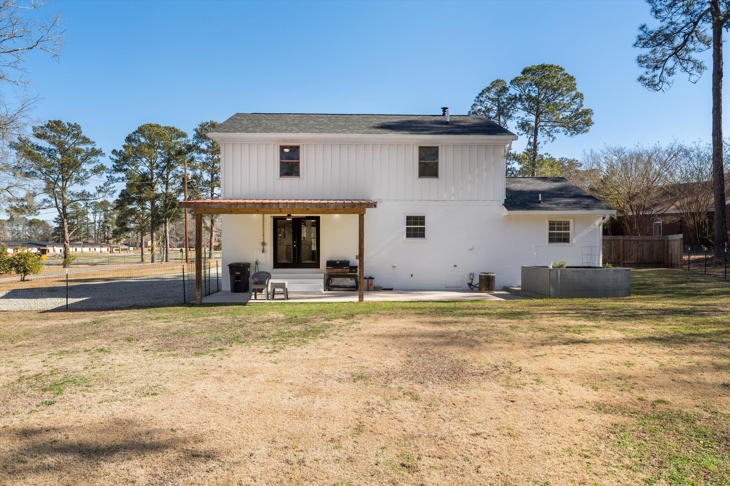 509 Fluker Street Thomson, GA 30824 - Photo 5 of 113