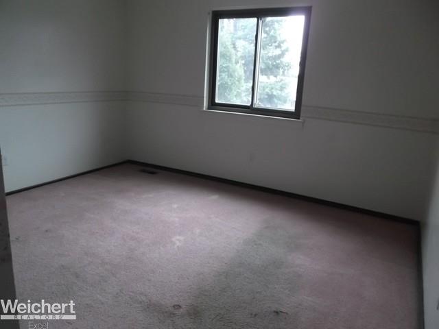 47009 Rosemary Road Macomb, MI 48044 - Photo 15 of 22 31293263-14.JPG