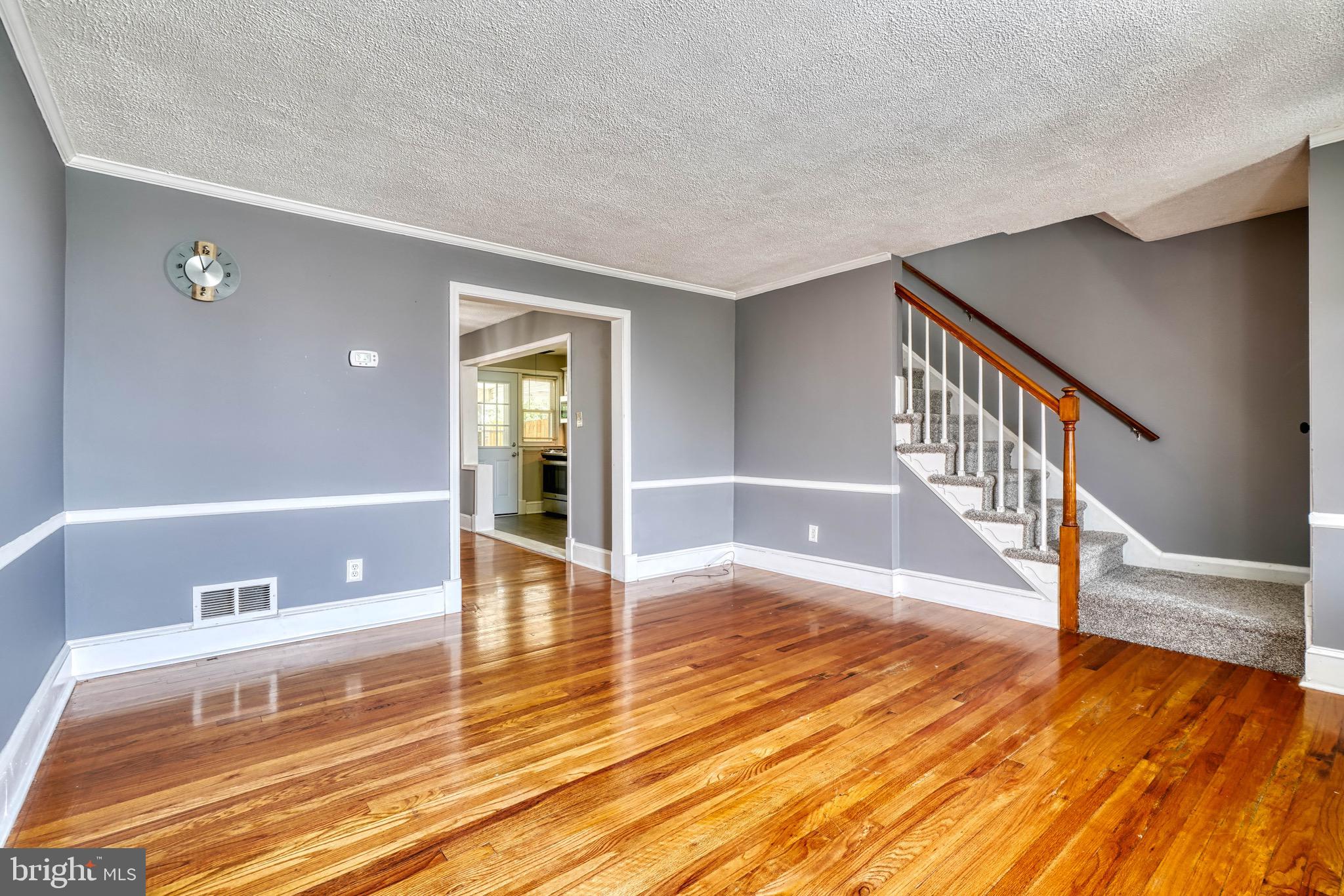 1928 Eastfield Road Dundalk, MD 21222 - Photo 4 of 23 Gallery Image 4