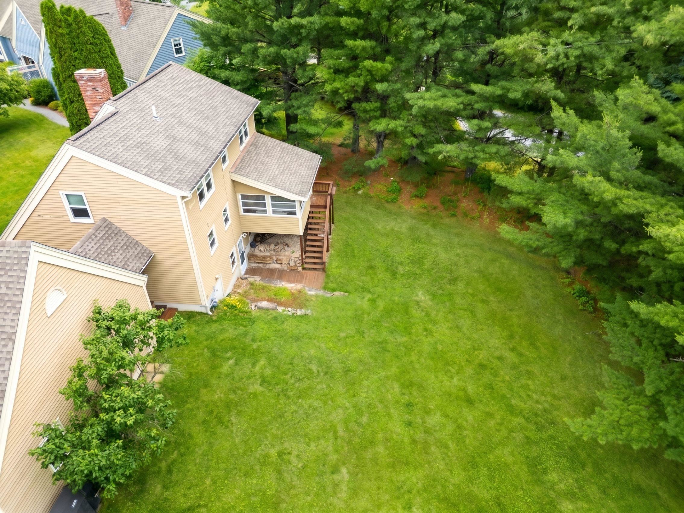 246 Winding Pond Road Londonderry, NH 03053 - Photo 31 of 32